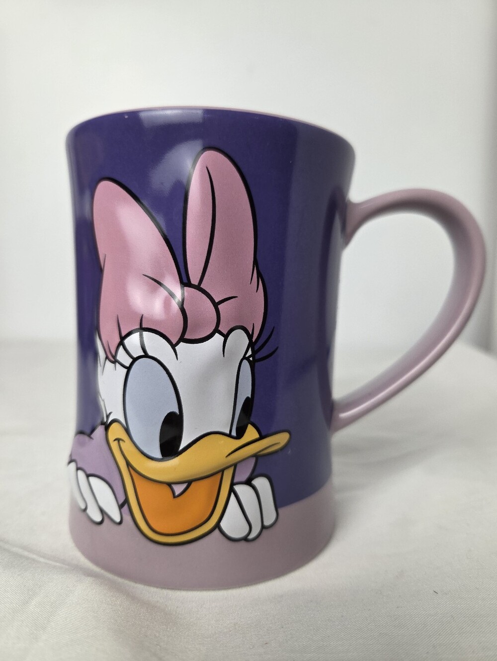 Rare Disney Store Daisy Duck Peekaboo Collection 14oz Ceramic Mug Oversized